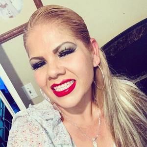 Meet your Posher, Manuela